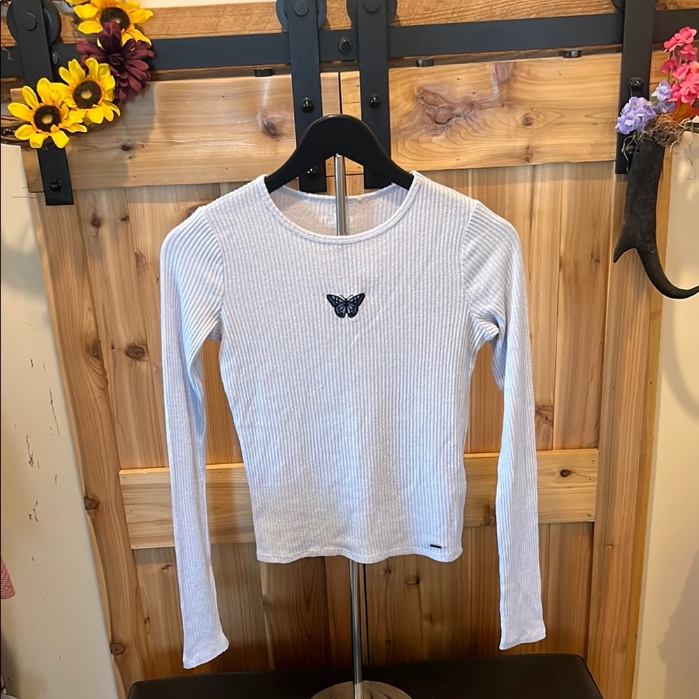 Hollister Ribbed Light Purple Long Sleeve with Butterfly